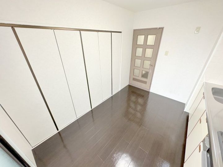 グランデ松原の居間