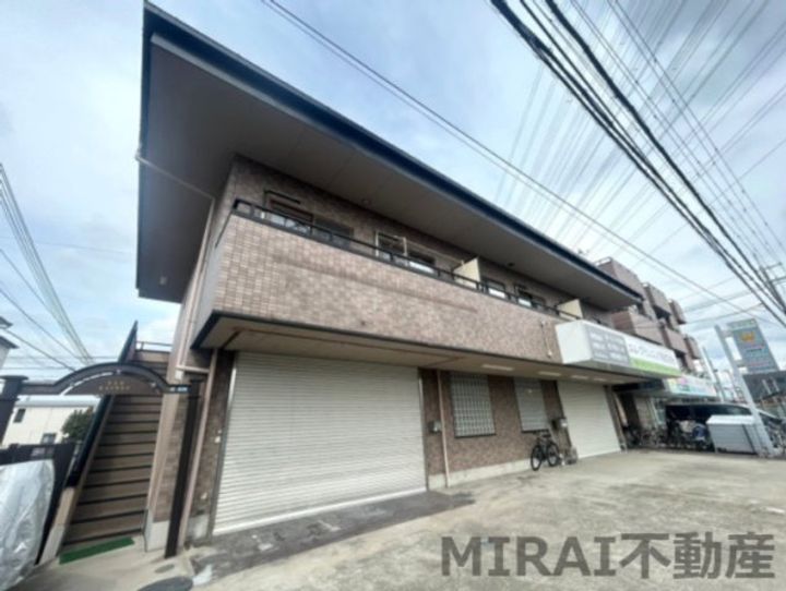 サンハイツの外観