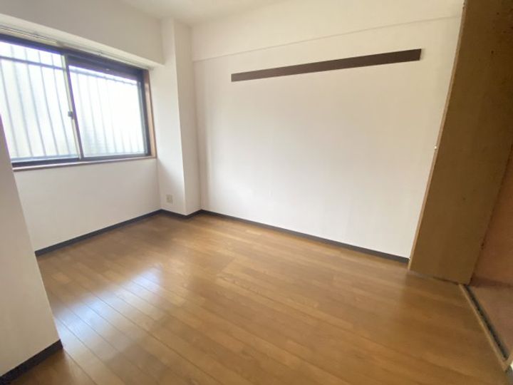 サンウエストの寝室