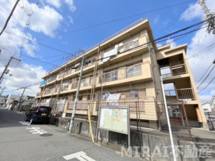 西浦ビューハイツの外観