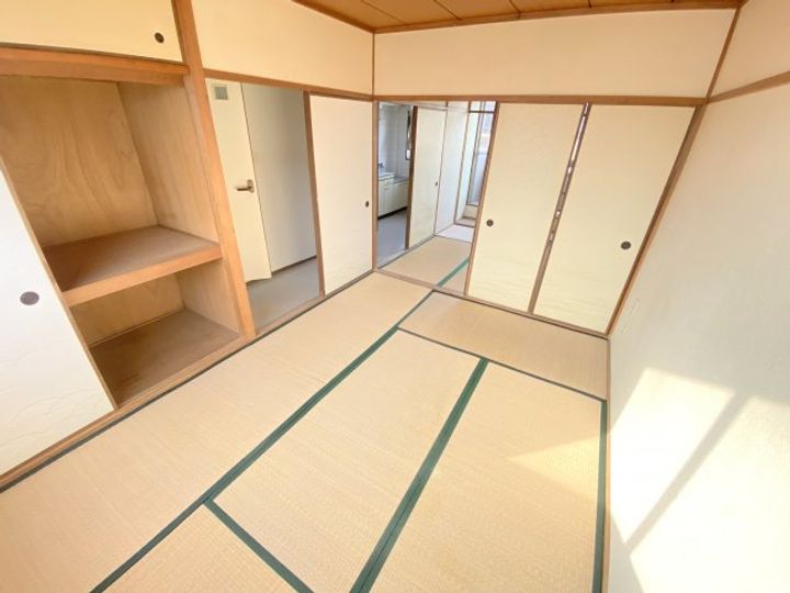 三和マンションの寝室