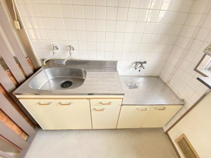 三和マンションのキッチン