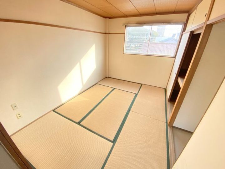 三和マンションの内装