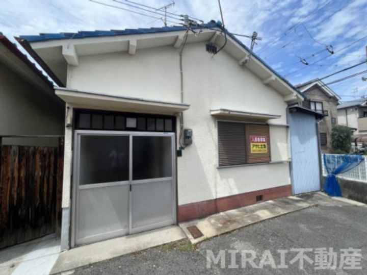 大阪府羽曳野市島泉1丁目(一戸建)の賃貸物件の外観
