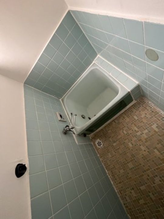 大阪府羽曳野市島泉1丁目(一戸建)の賃貸物件の風呂