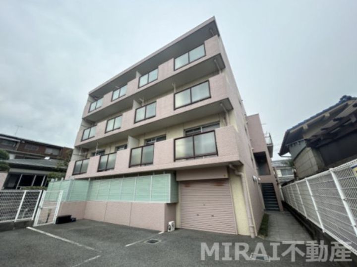 サウスビレッジの外観