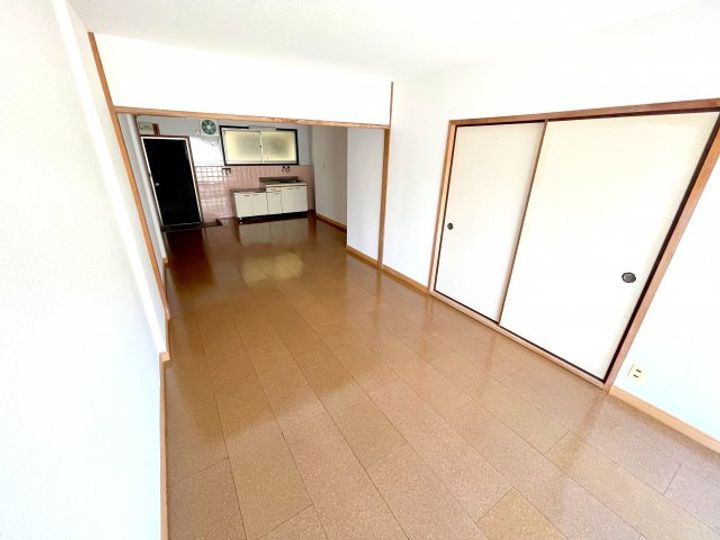 福田コーポの居間