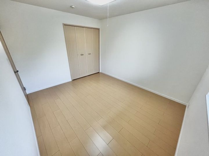 アザレーアⅡのその他画像