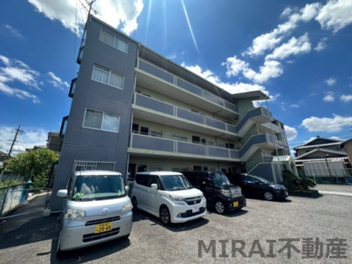 尾崎コーポの外観