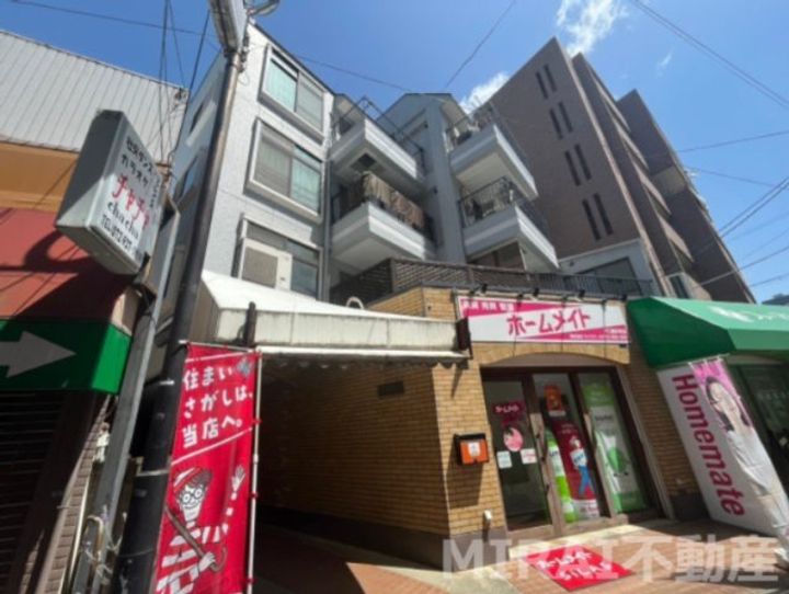 ハイツ梶本の外観