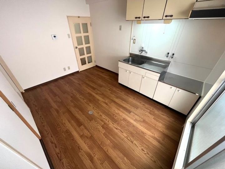 ハイツ梶本の居間