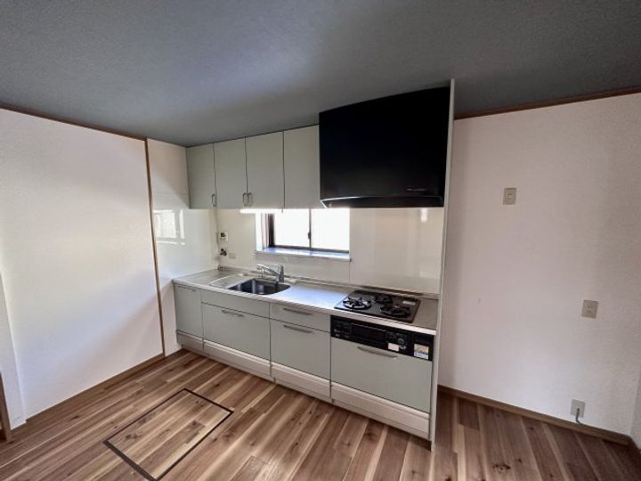 大阪府藤井寺市野中3丁目(一戸建)の賃貸物件のキッチン