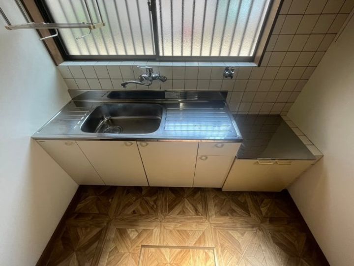 大阪府松原市田井城2丁目(一戸建)の賃貸物件のキッチン