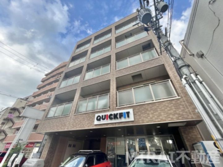 ドミール古市の外観