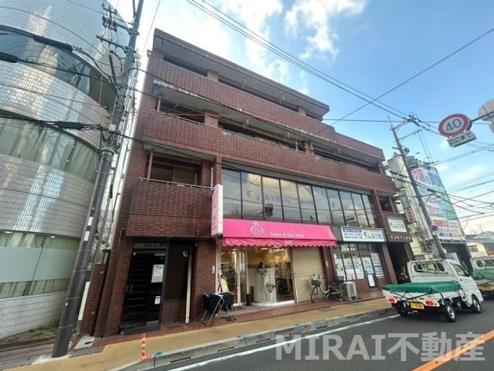 サンハイム陵西の外観