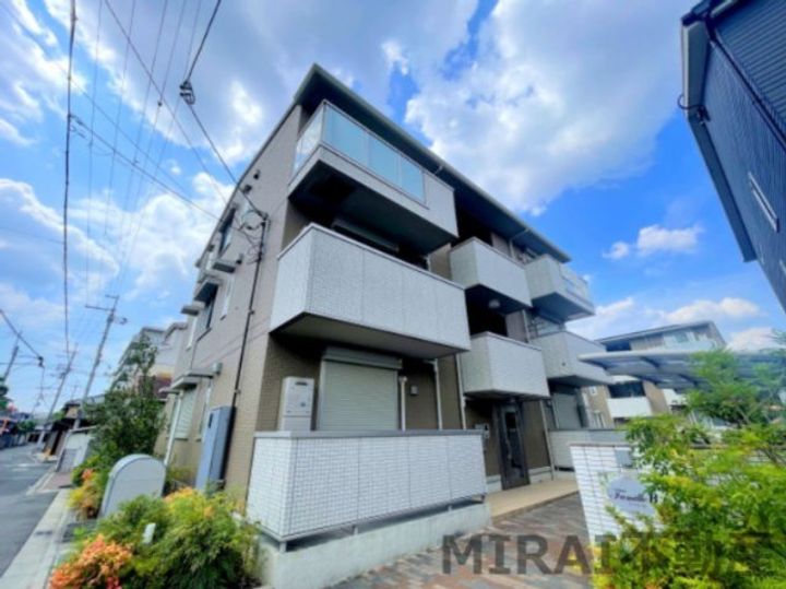 ファミールB棟の外観