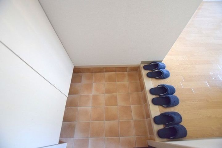 大栄ハウスの玄関