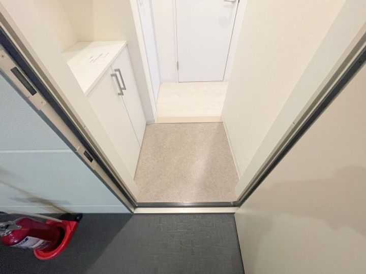 ステラウッド野中Ⅱの玄関