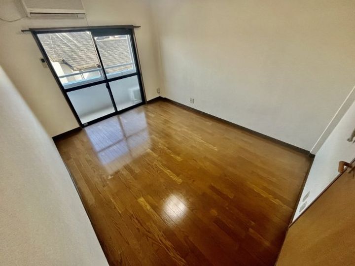 パストラル桜井の居間