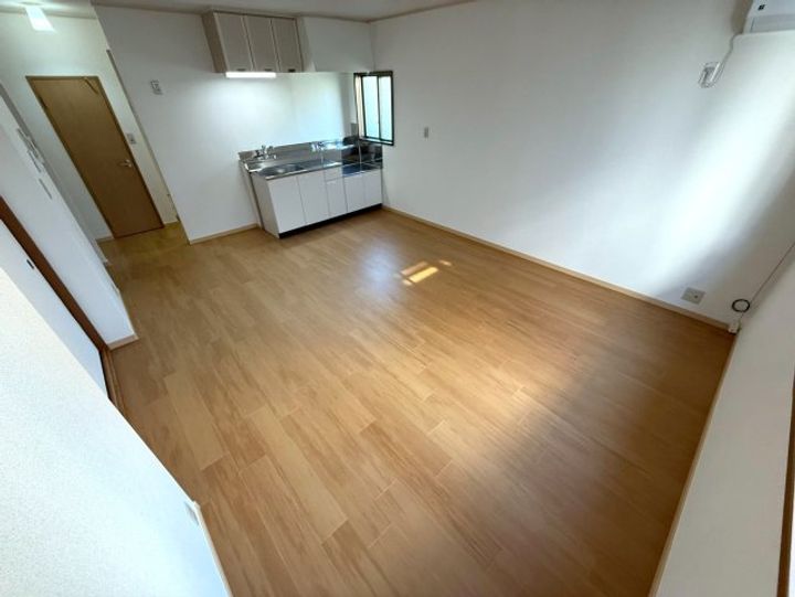 ハイム市場の居間