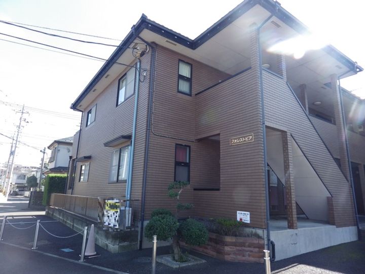 フォレストピアの外観