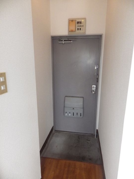 レジデンス川島の玄関