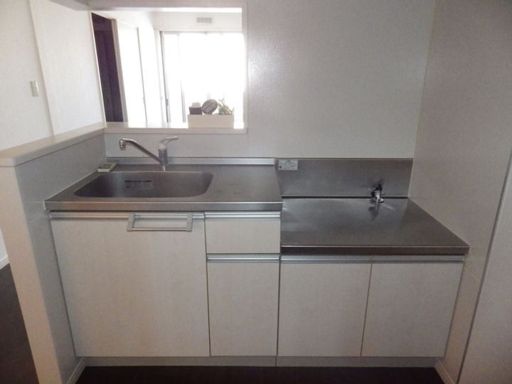 ファンタジア南台のキッチン