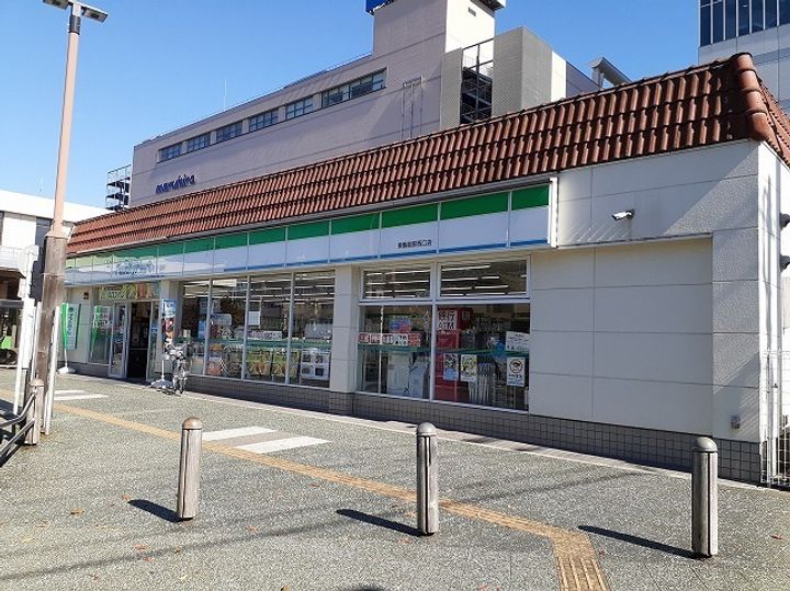 ラ ルーチェ ゼロの周辺