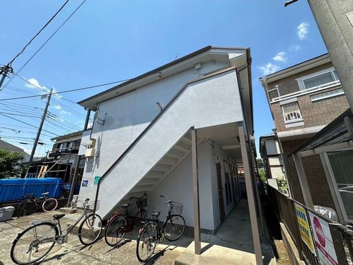 アキコーポの外観