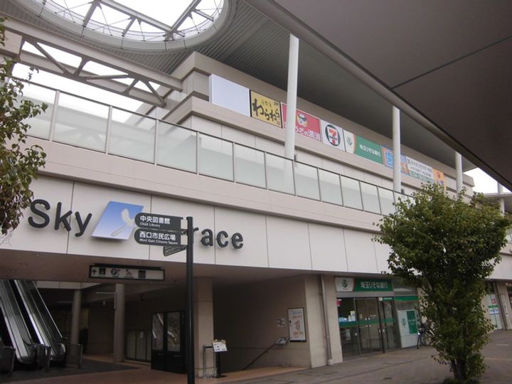 Y’s ディオーレの周辺