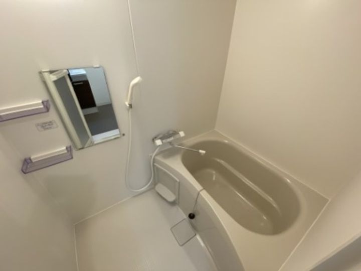 ジーメゾン狭山中央の風呂