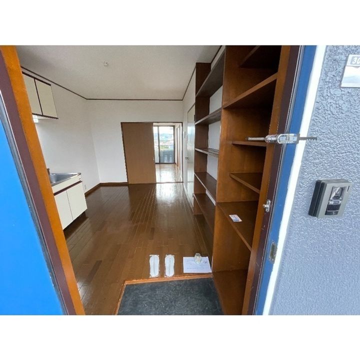 上の台Nスカイの玄関
