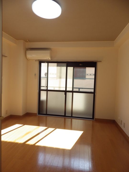 煉瓦館126の内装