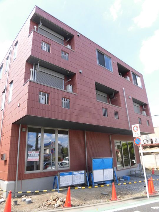 マンション国母の外観