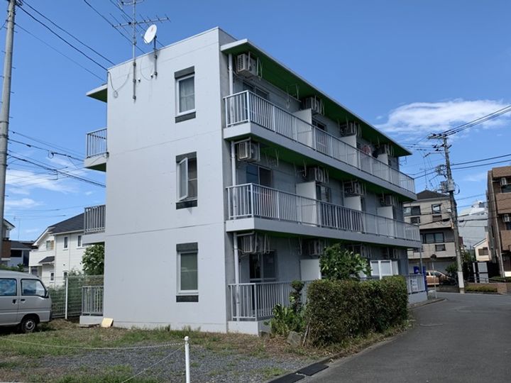 マンションクラシーバ301の外観