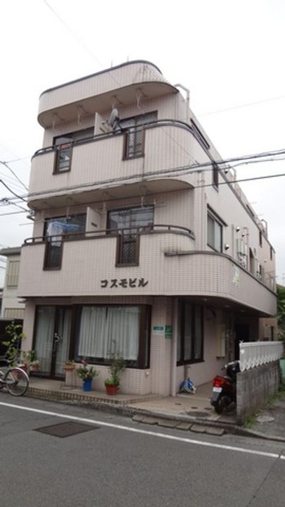 コスモビル302の外観