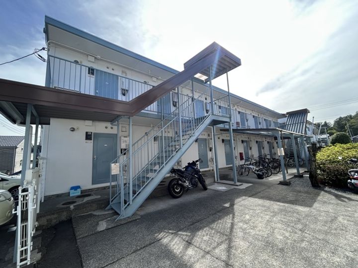 コーポ美多摩D201の外観