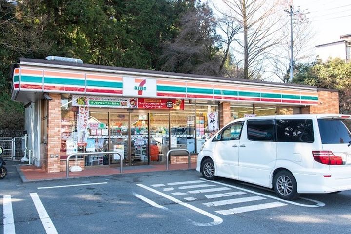 プリムヴェールの周辺