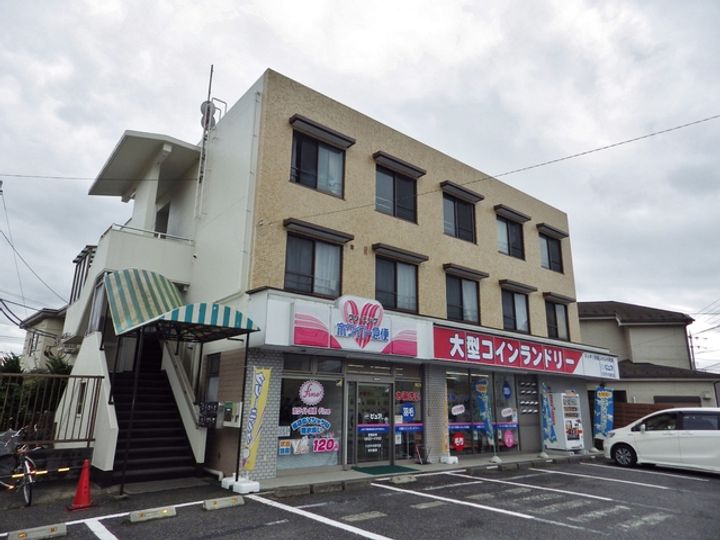 奥富ビル305の外観