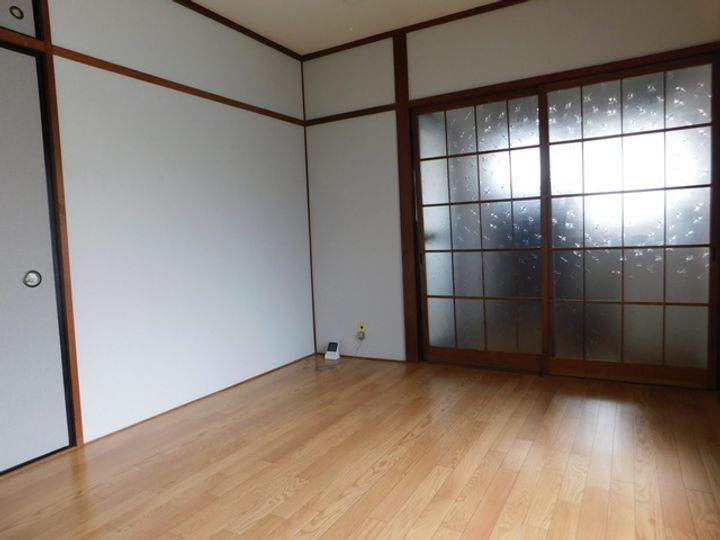 アパートマスヤの内装