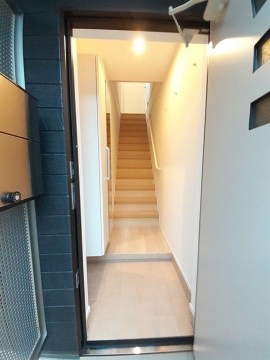 フォンターナ・ヴィータの玄関