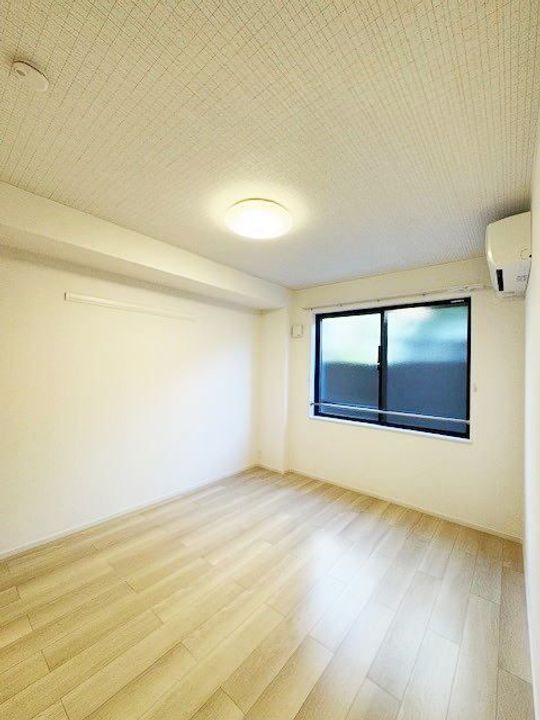 RSR(アールエスアール)の内装