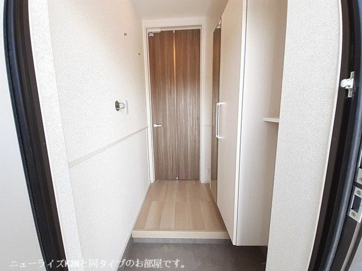 サンリットプレイスの玄関