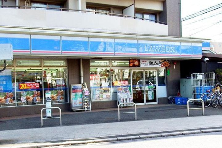 メゾン・ド・コンテス の周辺