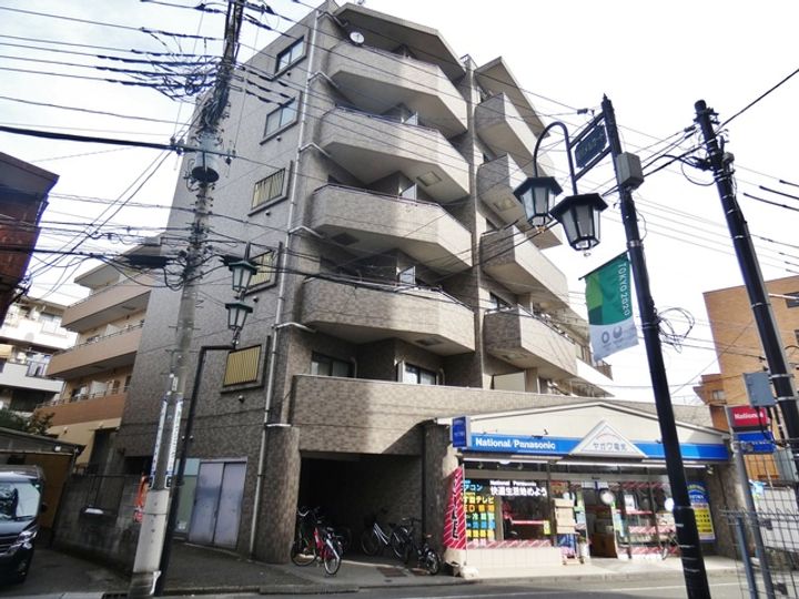 リヴイン国立の外観