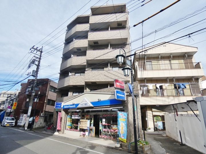 リヴイン国立の外観