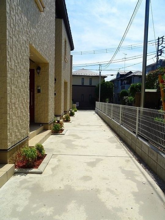 フォンターナ・ルチアのその他画像