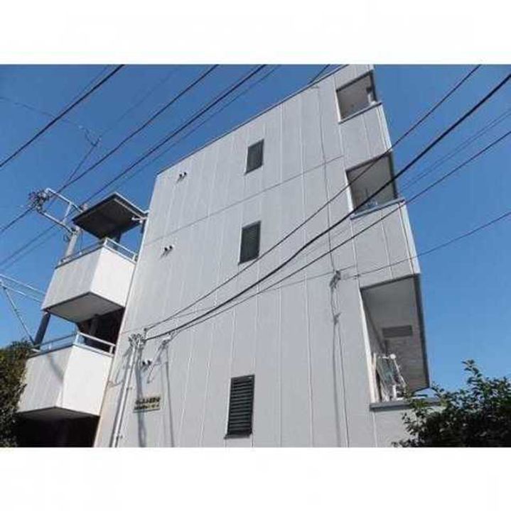 キャッスル・日野台の外観