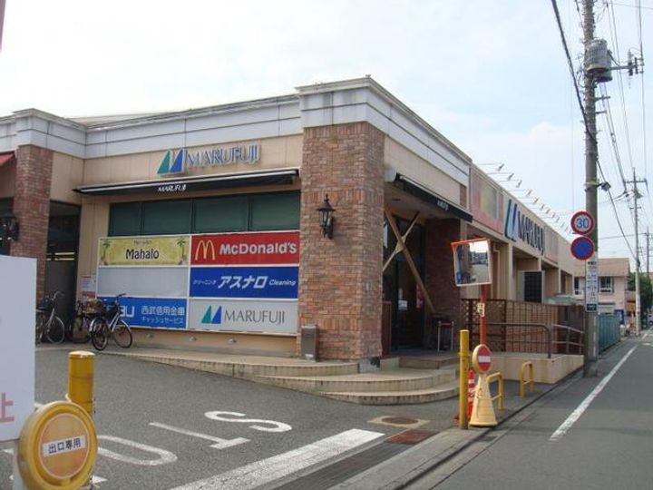 ジーメゾン福生武蔵野台の周辺