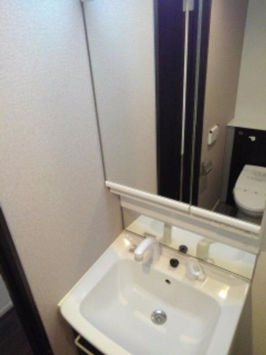 フォンターナ・ルチアのその他画像